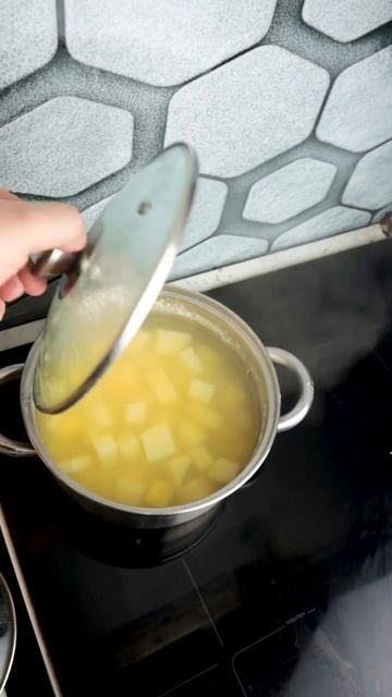 Вареная картошка с укропом и чесноком  #еда  #рецепт  #картошка   #вкусно  #гарнир