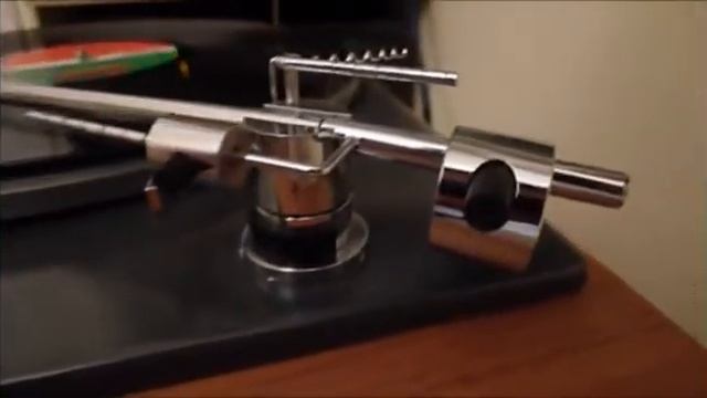 Lenco L-75 Vintage turntable refreshing смотреть онлайн