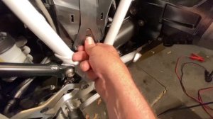 Remove and Replace a BMW R 1250 RS Sport Battery.