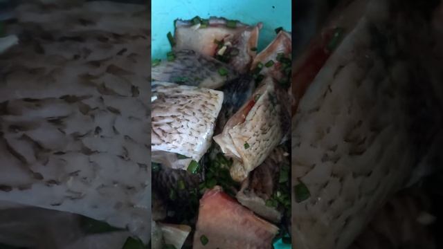 Рыба жареная! Линь и караси! #рыбажареная#ужин