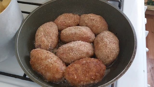 Беру Фарш и Гречку!!!Вкусный ужин за 30 минут готов!😊Гречка с овощами и котлетами!#ужин#готовимдома