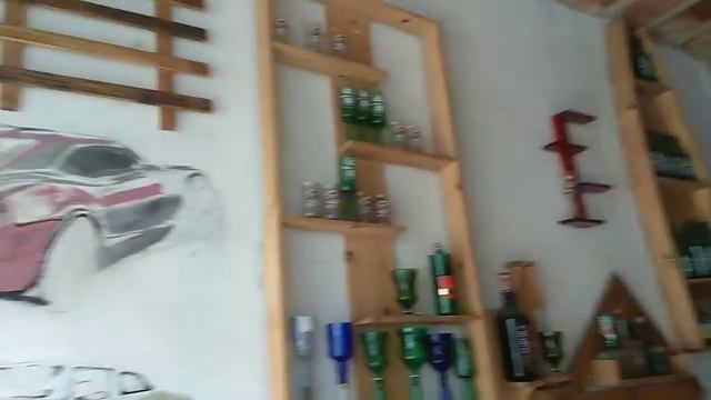 Estilo caiçara.. Td feito com materiais recicláveis pneus, pallet e garrafas de vidro... смотреть онлайн