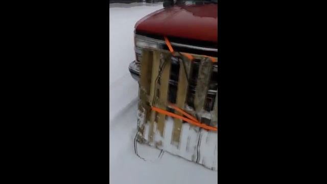 Ingenious or Lazy Hack? Redneck Plowing In Idaho With A Pallet смотреть онлайн