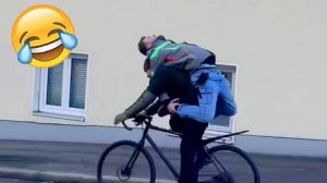 Смешное ВИДЕО 🫣Жизнь Веселых Людей 🤣🤣 ПОПРОБУЙ НЕ РАССМЕЯТЬСЯ 😂 Смеяться до Слез