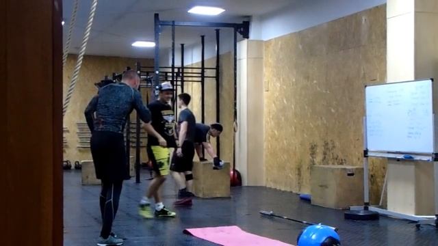 Максим играет Артёмкой смотреть онлайн