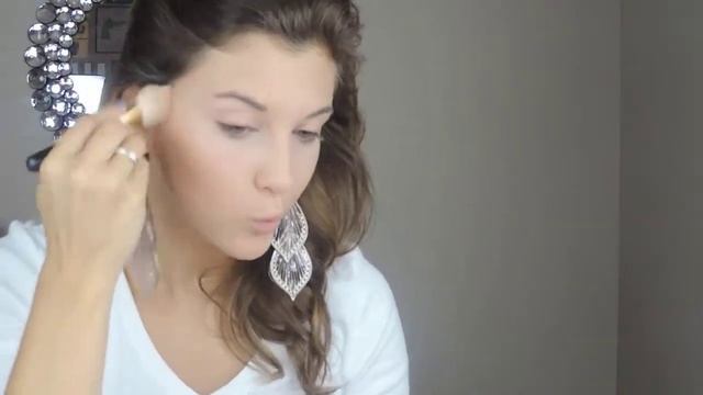 Back to School Makeup Look | Winged Liner and Pink Pout смотреть онлайн