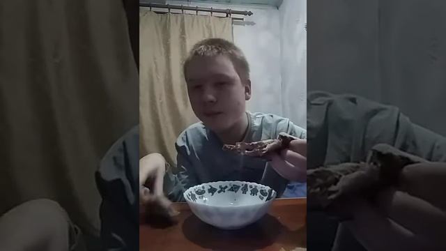 Вкусная жареная рыбка😀😋