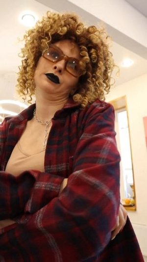 МНОГОМАМА И ПАРИЛКИ, а что бы сделала твоя мама, если бы узнала?