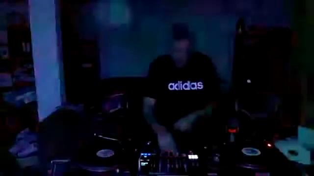 Dj Maurice was live convert video online com 4 смотреть онлайн