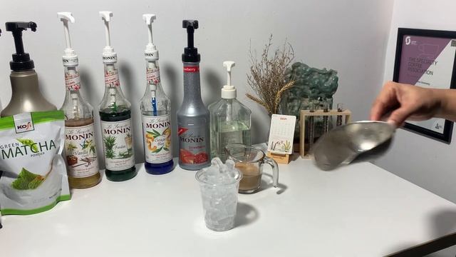 Cafe Vlog EP.1358 | Iced Condensed Milk Coffee | Coffee Recipe | Coffee drinks смотреть онлайн