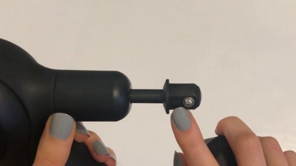 How to change the attachment on a Theragun - Theragun Prime