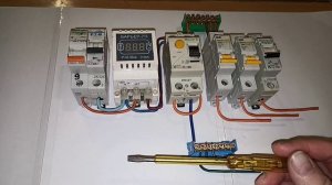 Цветовая маркировка проводов в электрических сетях.