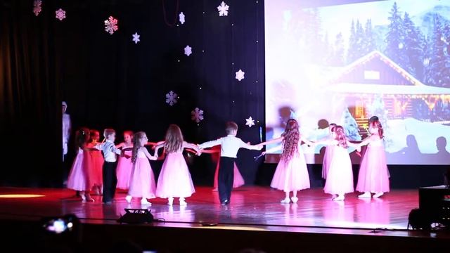 Різдвяні зірочки. смотреть онлайн