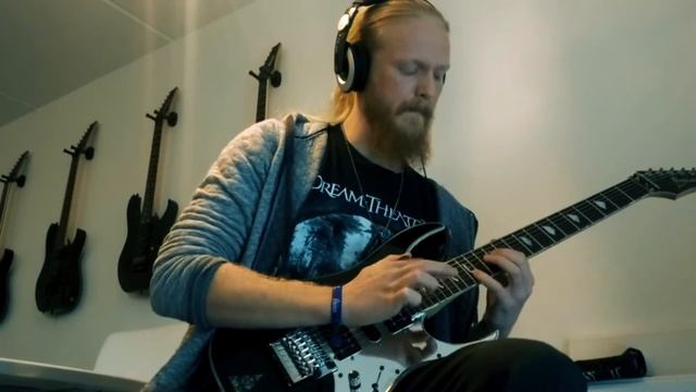 Ludwig van Beethoven - Moonlight Sonata (3rd Movement) Cover смотреть онлайн