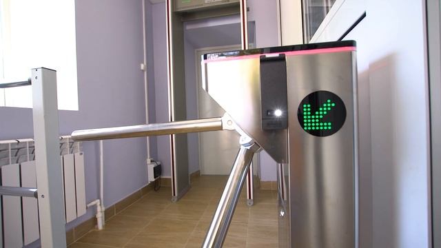 Детскую спортивную базу защитили от бродячих собак и мотоциклистов