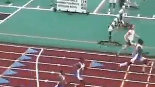 Brooks MOC 200m Fall смотреть онлайн