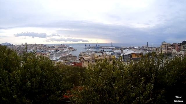 MSC SPLENDIDA Ship Tour with the worlds greatest disco dancer (at the end) смотреть онлайн