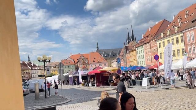 Новый помощник на кухне / фестиваль вина смотреть онлайн