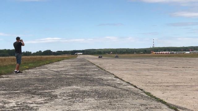 BMW E46 M3 USA vs BMW E36 V8 M62B44 смотреть онлайн