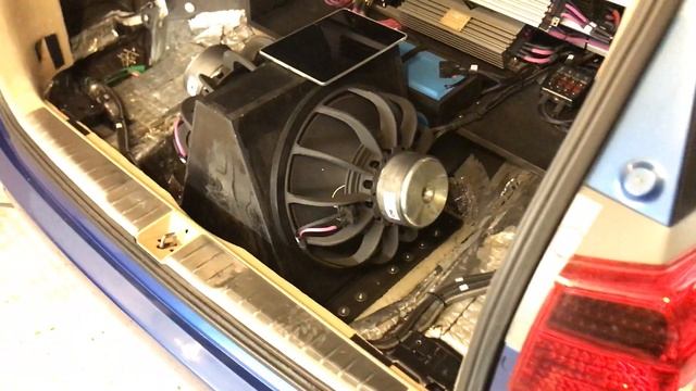 Acoustic Elegance IB15AU in-car install смотреть онлайн