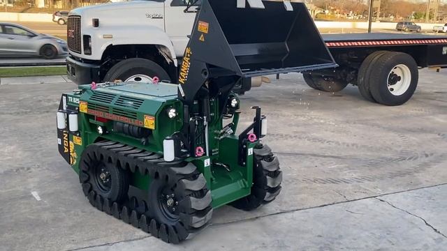 NEW KANGA Remote Controlled skid steer смотреть онлайн