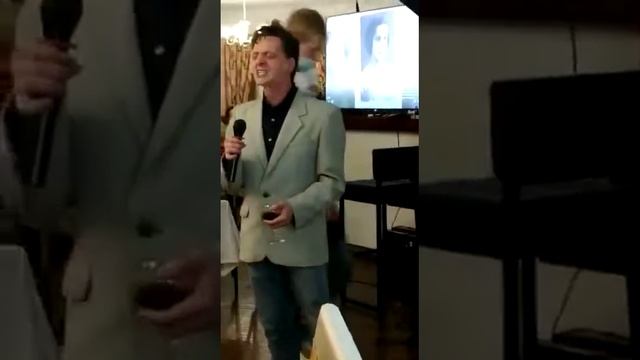 Алексей Рычков на вечере арт-проекта Бомонд, посвящённом Галине Аверьяновой. Кафе Tiflis.23.12.2020 смотреть онлайн