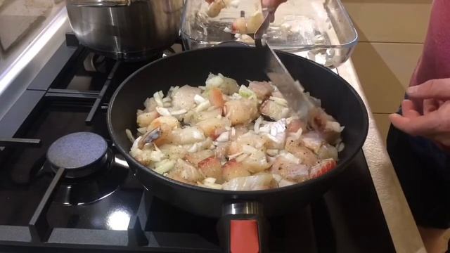 Филе Сазана с помидорами