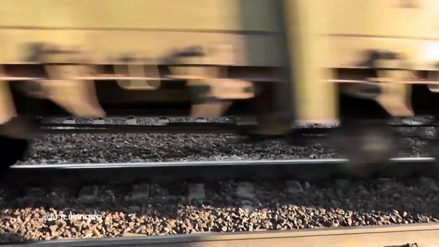 Жуткое марево! ВЛ11М-378Б ст. пл. 274км (Сандарово - Кресты) смотреть онлайн