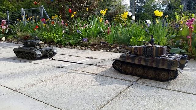 Heng Long Tiger 1 vs Tamiya Persing, 1:16 смотреть онлайн