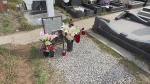 Я ХОЧУ ЛЕЖАТЬ В ГРОБУ КРАСИВОЙ … ПОСЛЕДНЕЕ СМС ИРИНЫ ЦЫВИНОЙ | 6 ЛЕТ МОГИЛА АКТРИСЫ БЕЗ ПАМЯТНИКА