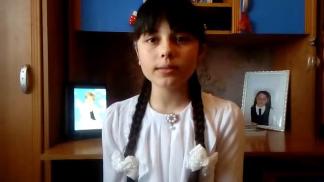 Фариза Оңғарсынованың өлеңін оқыған:  Маркус Элина