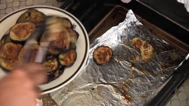 Pan Asian: Bonjon Burani (Spicy Braised Eggplant w/ Yogurt Sauce) -- Afghanistan смотреть онлайн
