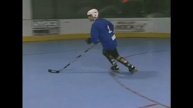 Inline Hockey Skating Backward Crossovers смотреть онлайн