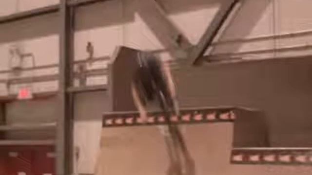 Kevin Girard Air In The Quad (Bmx At Taz) смотреть онлайн