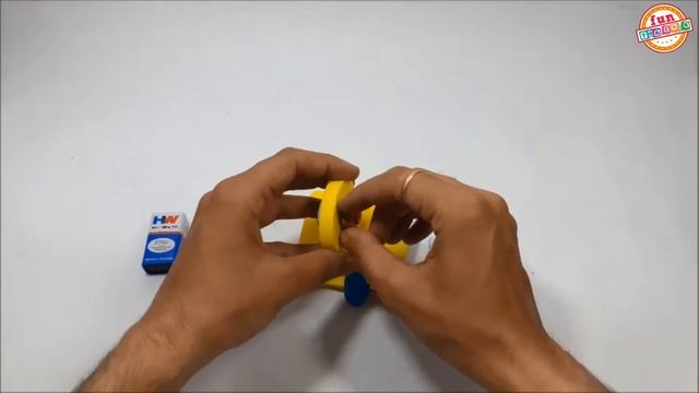 Play With Motor l The Electric Motor l Grade 5th l Physics ll смотреть онлайн