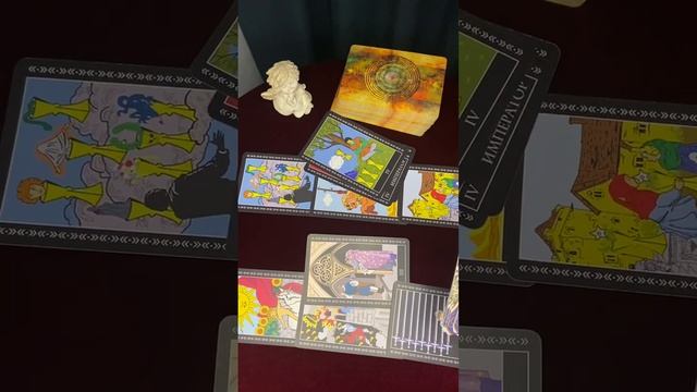 ОН не замечает Вас. Как быть😎❤️ #гадание #картытаро #отношения #партнер