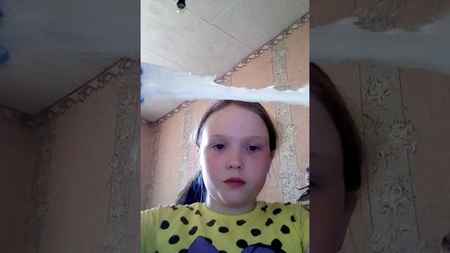 Слайм из муки моющего средства и тетраборат смотреть онлайн