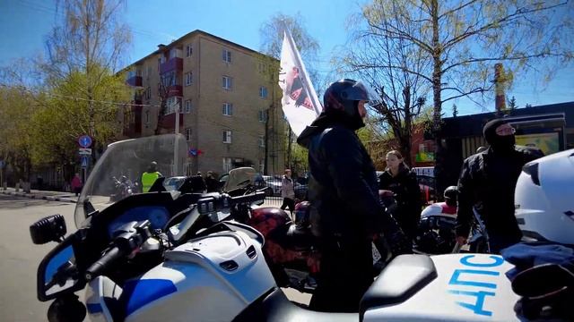 Солнечногорск 10 мая 2021г. Байкеры на Советской площади. смотреть онлайн