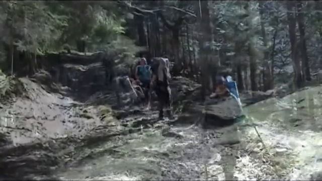 Як дівчата принесли на Горгани весну