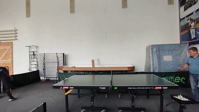 Настольный теннис, игра в четыре руки смотреть онлайн