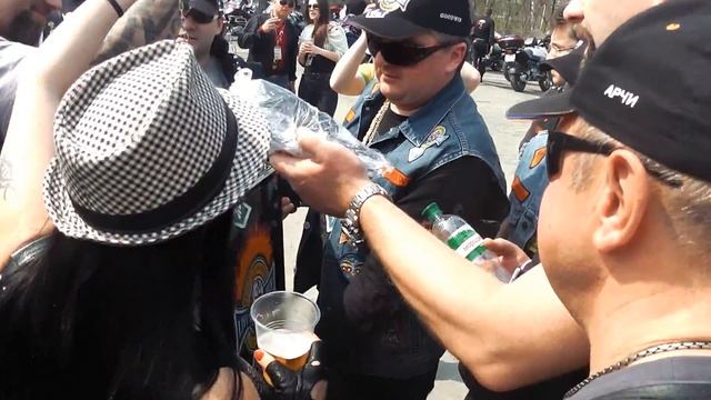 Crazy Hohols клип2015 смотреть онлайн