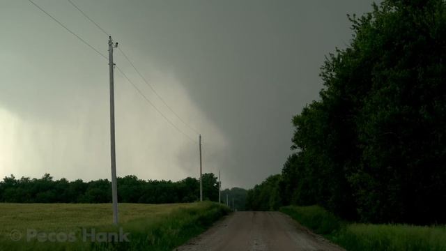 NAVIGATING TO A TORNADO - With Google Maps