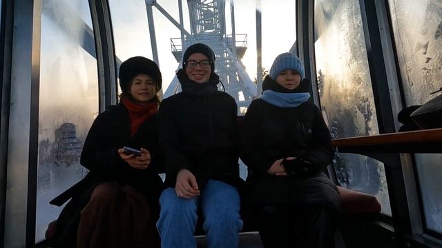 Самый Новогодний отдых с FRIENDS / VLOG: Ищем Приключения на свою Ж... в Уфе смотреть онлайн