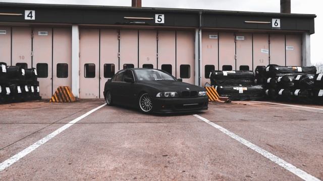 BMW 520i E39 Carporn (Official Video/4k) смотреть онлайн