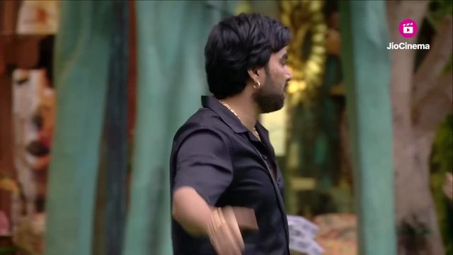 Naezy Ne Kyun Kiya Kritika Ko Nominate? | Bigg Boss OTT 3 | JioCinema Premium | New Episode, 9pm смотреть онлайн