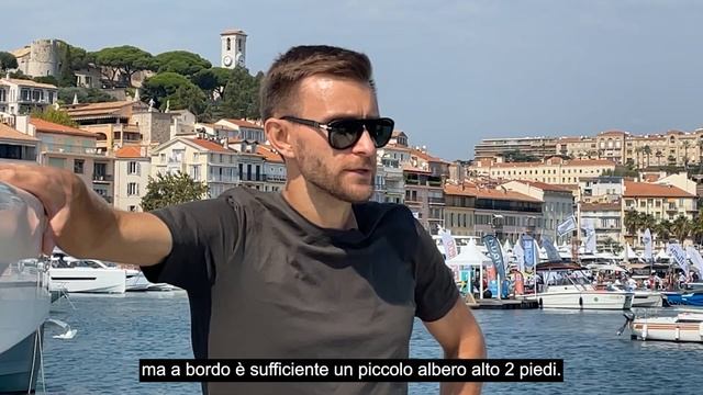 #MinuteOfSand The solar electric catamaran SILENT 60 unfolds her “wings” смотреть онлайн