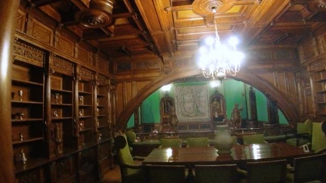 Замъкът Пелеш: Изумителна приказка от миналото смотреть онлайн