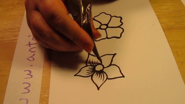 Henna Tutorial, Simple flowers and shading смотреть онлайн