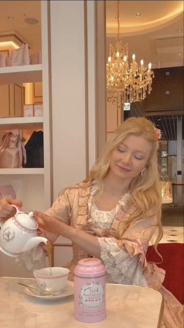 Мария Антуанетта 🎀✨ смотреть онлайн