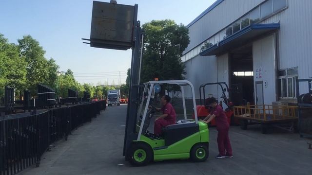 #JAC Electric forklift （электрический погрузчик ）🇨🇳 смотреть онлайн